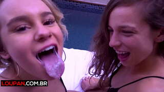 Safadas като задник