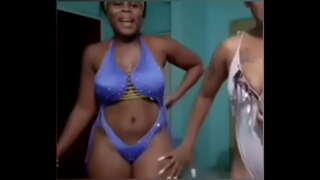 (NN) o Amor-los curvas e acento