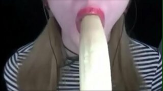 Слатке девојке воле воће