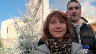 Jeune et jolie elle se fait baiser tara putra mec